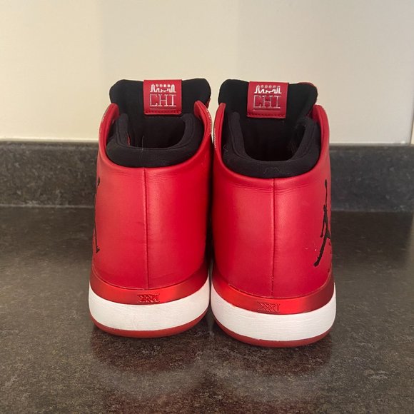 Air Jordan 31 'Chicago' - Size 7.5 - Picture 5 of 10